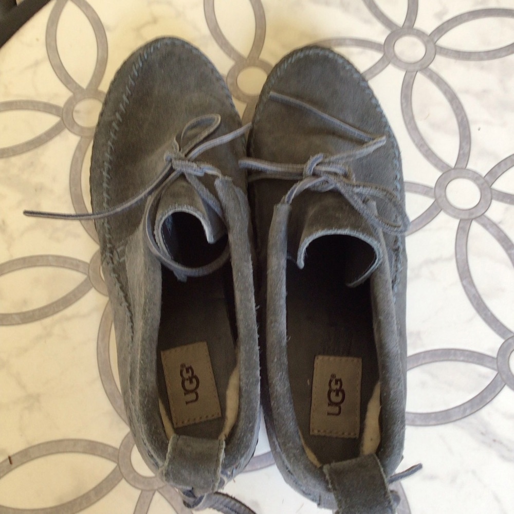 UGG WOODLYN ANKLE TIE UP MOCCASINS LADIES SZ 10 BOHO HIPPIE
